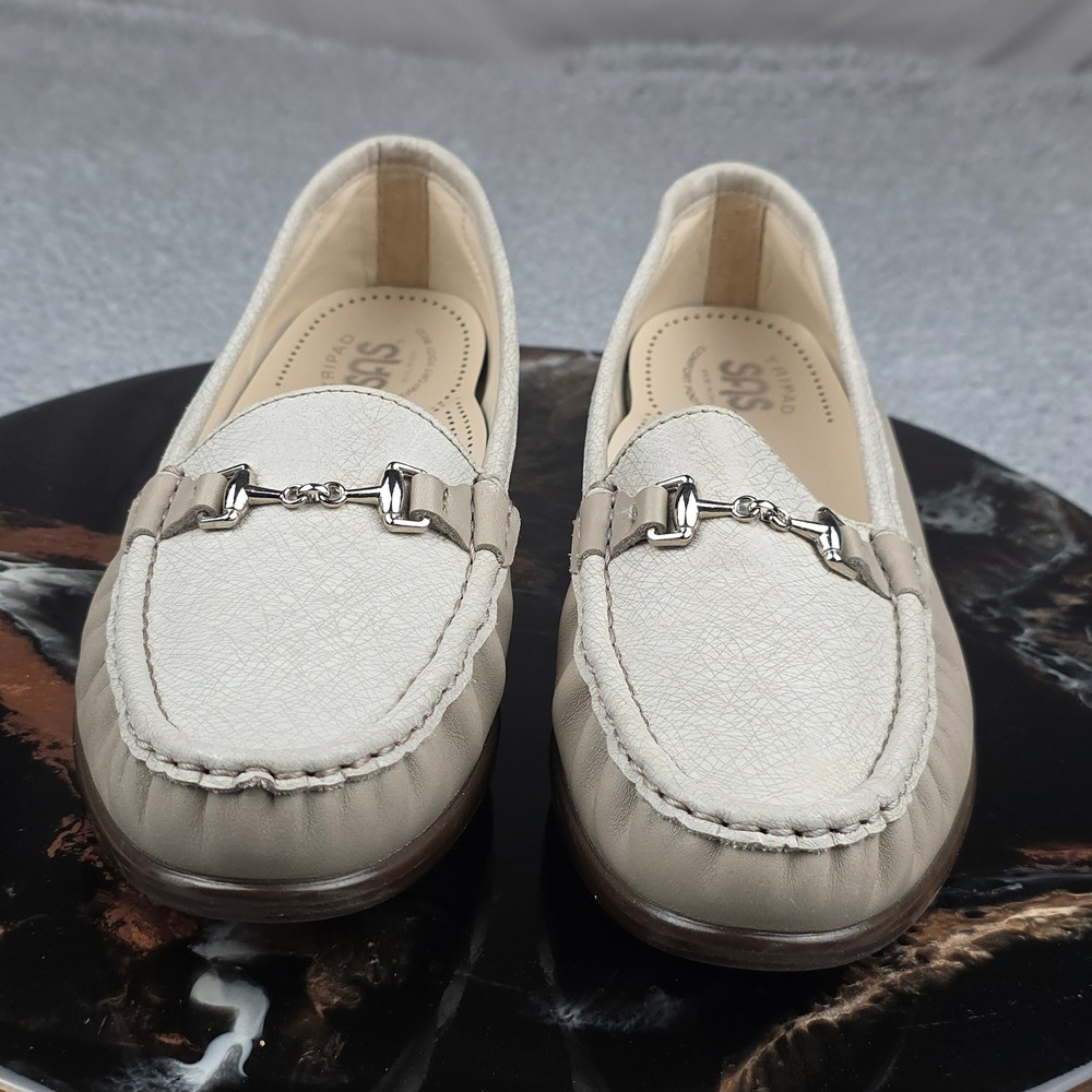 SAS Women's Cream Leather Loafers with Silver Bit - Picture 3 of 8